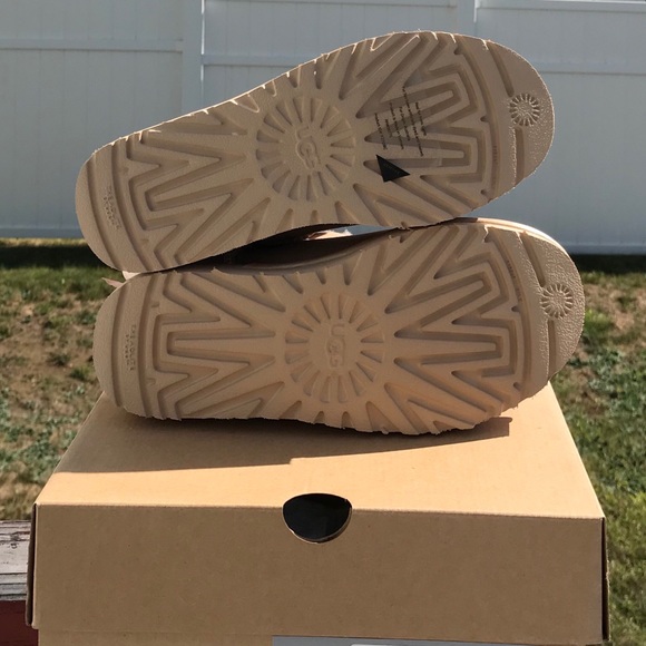 UGG Mini Bailey Bow II Metallic - Picture 7 of 8